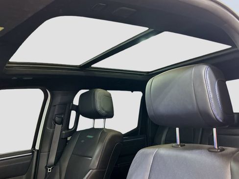 Used 2023 Toyota Tundra Platinum image 19