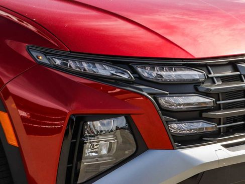 New 2026 Hyundai Tucson Blue SE image 5