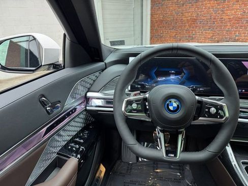 New 2026 BMW i7 xDrive60 w/ Executive Package image 13