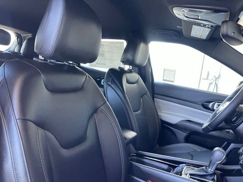 New 2026 Jeep Compass Limited AWD/4WD image 18