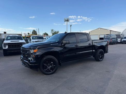 Used 2024 Chevrolet Silverado 1500 Custom AWD/4WD image 3