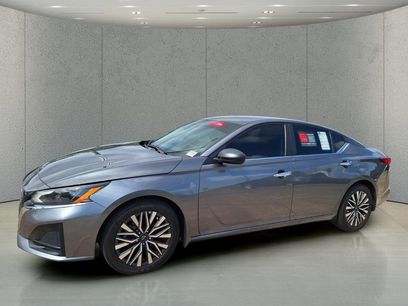 Used 2024 Nissan Altima 2.5 SV