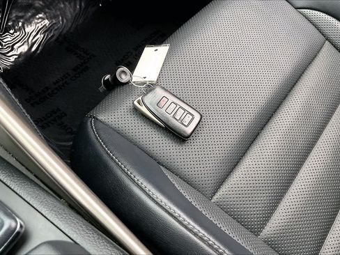Used 2016 Lexus IS 200t w/ F Sport Package RWD image 15