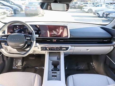Used 2024 Hyundai Ioniq 6 SEL image 13