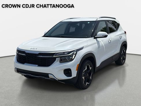 Used 2024 Kia Seltos EX FWD image 9