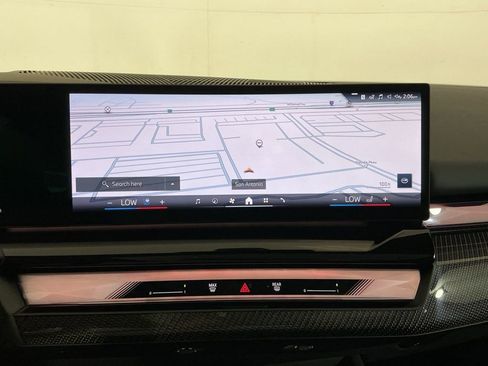 New 2026 BMW 550e xDrive w/ Premium Package image 12