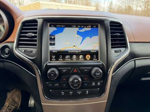 Used 2016 Jeep Grand Cherokee Summit w/ Platinum Series Group image 17