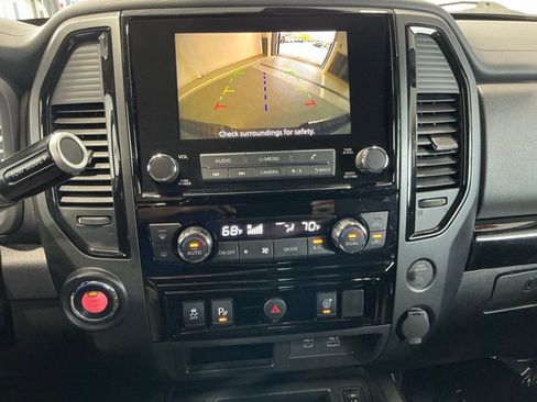Used 2024 Nissan Titan SV w/ SV Bronze Edition Package RWD image 6