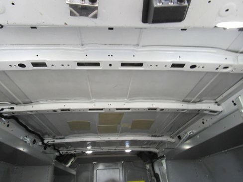 Used 2019 Ford Transit 350 148 Low Roof RWD image 22