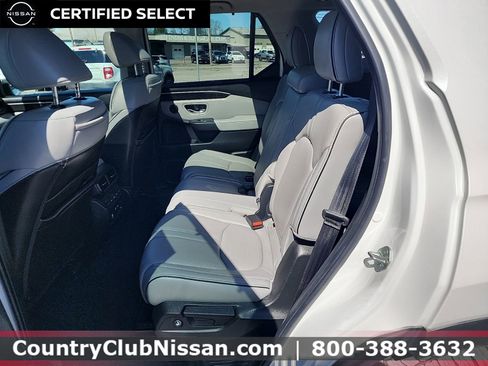 Used 2023 Honda Pilot Elite image 26