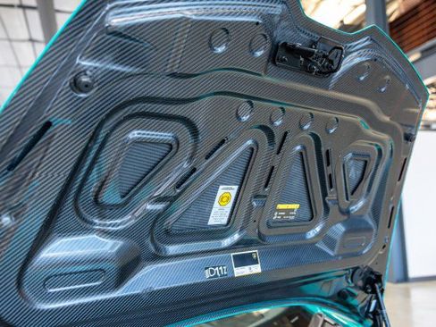 Used 2023 Lamborghini Huracan Tecnica RWD image 30