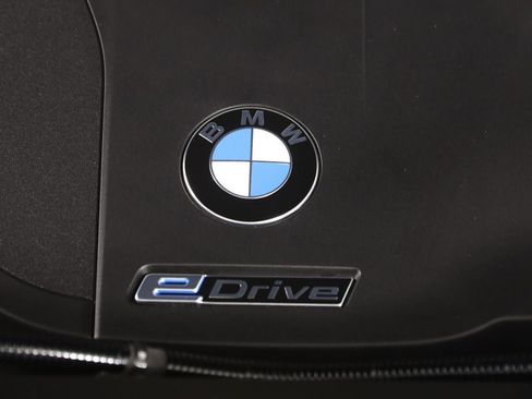 Used 2023 BMW X5 xDrive45e w/ M Sport Package image 22