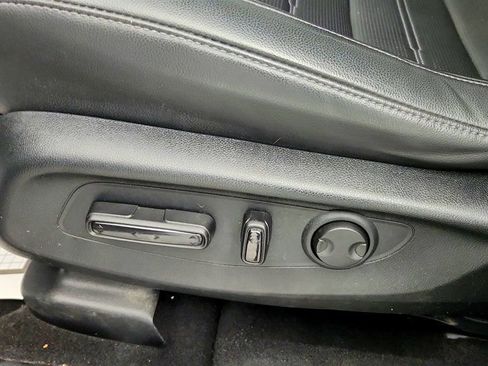 Used 2023 Honda CR-V EX-L image 12