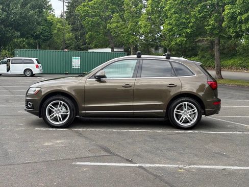Used 2014 Audi Q5 2.0T Premium Plus w/ Premium Plus Package AWD/4WD image 2