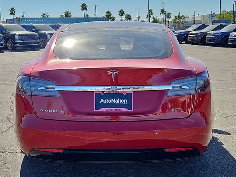 Used 2016 Tesla Model S 60D image 7