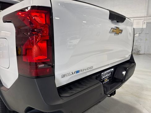 Used 2024 Chevrolet Silverado EV W/T AWD/4WD image 51