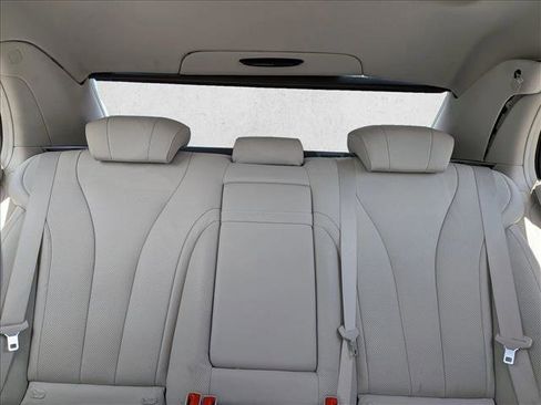 Used 2016 Mercedes-Benz S 550 Sedan image 19