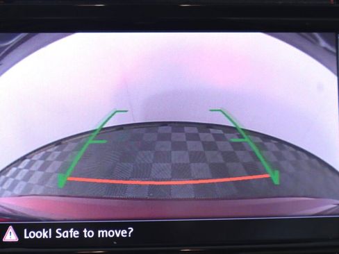 Used 2016 Volkswagen Passat 1.8T SE w/ Lighting Package image 19