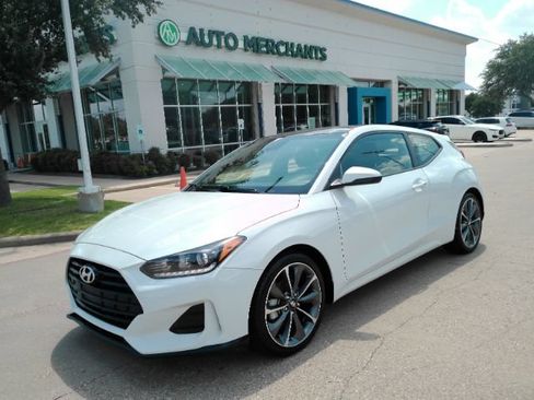 Used 2020 Hyundai Veloster 2.0 Premium FWD image 1