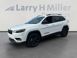 Used 2023 Jeep Cherokee Altitude Lux w/ Mopar Interior Package image 1