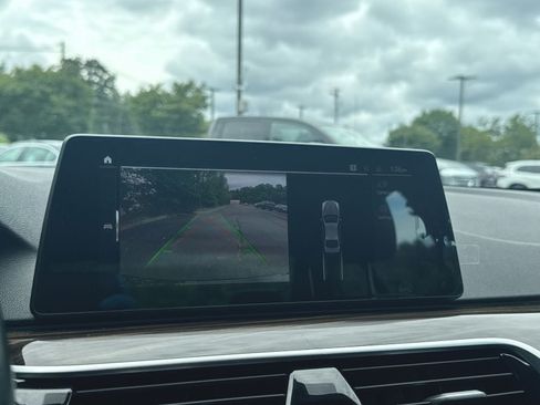 Used 2020 BMW 540i w/ Premium Package RWD image 14