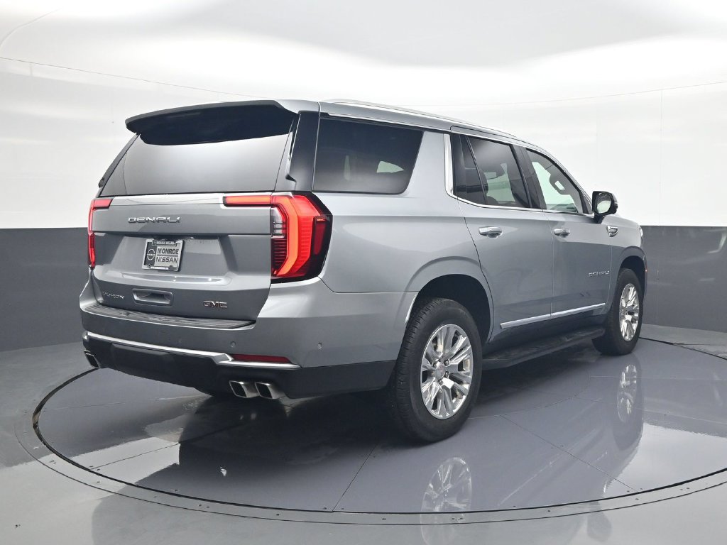 Used 2025 GMC Yukon Denali AWD/4WD image 10