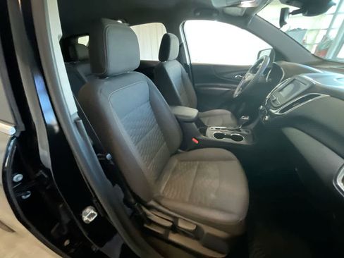 Used 2021 Chevrolet Equinox LT image 24