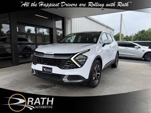 Used 2023 Kia Sportage EX FWD image 4