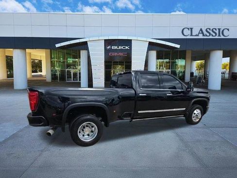 Used 2025 Chevrolet Silverado 3500 High Country w/ High Country Premium Package AWD/4WD image 8