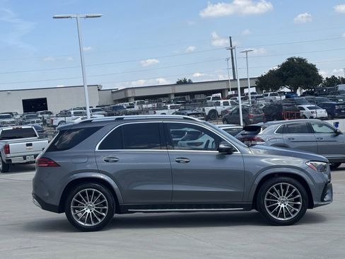 Used 2024 Mercedes-Benz GLE 350 4MATIC image 4