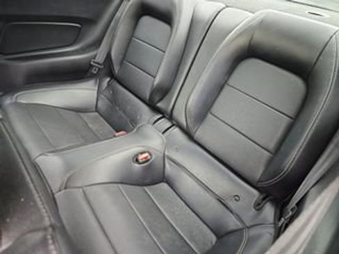 Used 2021 Ford Mustang GT Premium w/ Black Accent Package RWD image 13