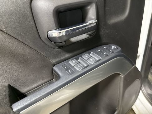 Used 2018 Chevrolet Silverado 1500 LT w/ Trailering Package AWD/4WD image 20