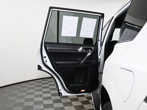 Used 2023 Lexus GX 460 Premium w/ Premium Package AWD/4WD image 32