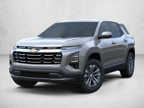 New 2026 Chevrolet Equinox LT w/ Safety and Technology Package FWD image 8