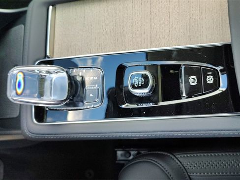 New 2026 Volvo XC90 B6 Plus image 23