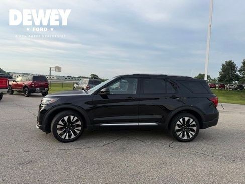 Used 2025 Ford Explorer Platinum w/ LUX Leather Package AWD/4WD image 8