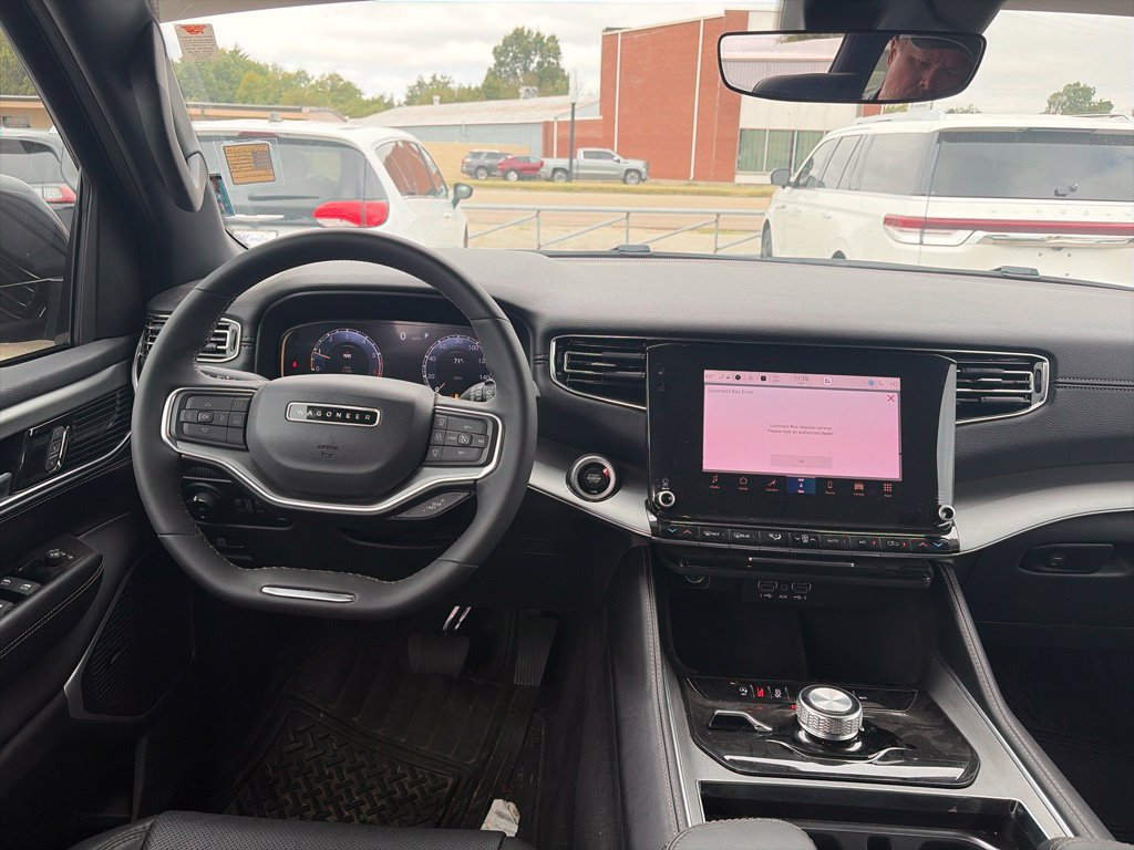 Used 2023 Jeep Wagoneer Series II AWD/4WD image 14
