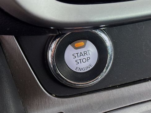 Used 2023 Nissan Murano S image 21