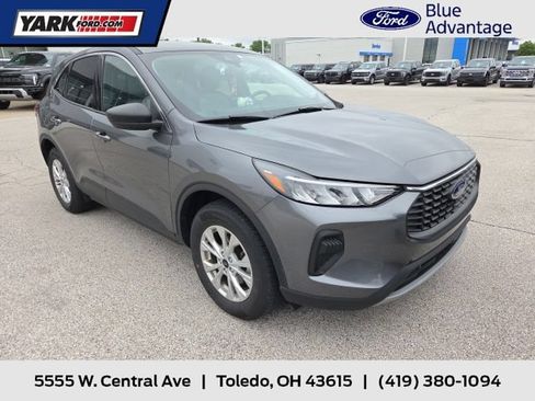 Certified 2024 Ford Escape Active AWD/4WD image 1