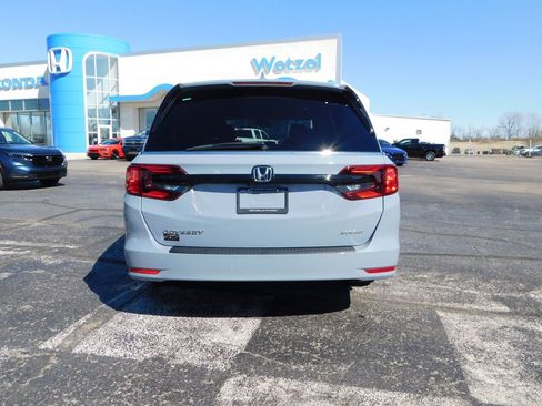 Used 2024 Honda Odyssey Sport image 4
