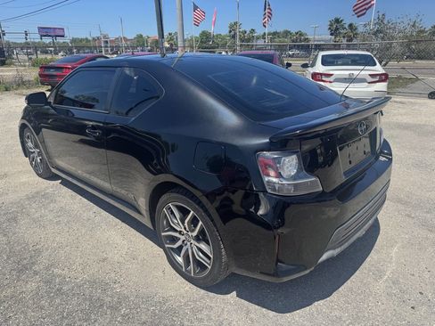 Used 2014 Scion tC FWD image 6