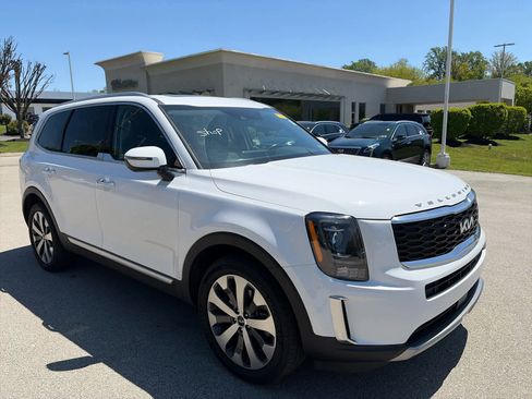 Used 2022 Kia Telluride S AWD/4WD image 5