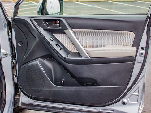 Used 2017 Subaru Forester 2.5i Premium w/ All-Weather Package image 20