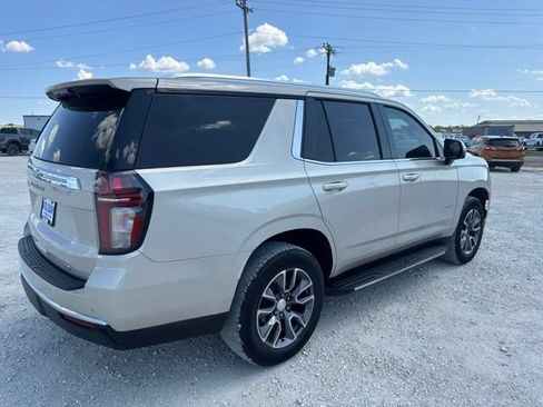 Used 2022 Chevrolet Tahoe LT w/ LT Signature Plus Package AWD/4WD image 7