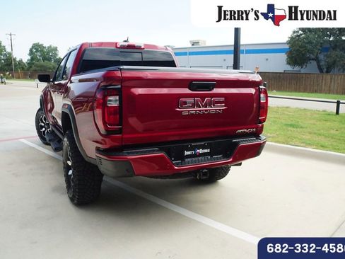 Used 2024 GMC Canyon AT4X image 6