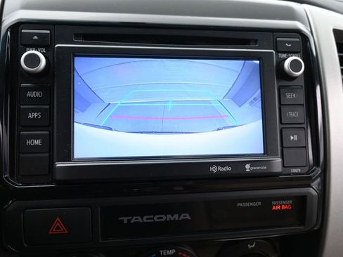 Used 2015 Toyota Tacoma PreRunner w/ SR5 Package image 20