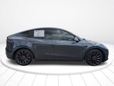 Used 2022 Tesla Model Y Performance AWD/4WD image 4