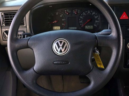 Used 2003 Volkswagen Eurovan MV image 21