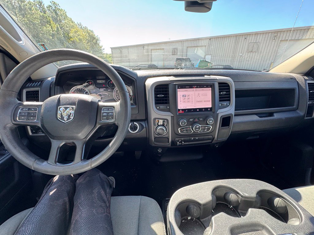 Used 2022 RAM 1500 Tradesman w/ Electronics Group RWD image 17