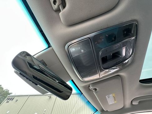 Used 2022 Genesis GV80 2.5T image 33